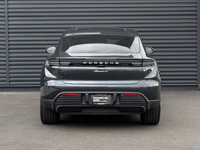 Certified 2025 Porsche Macan 4 Electric image 6