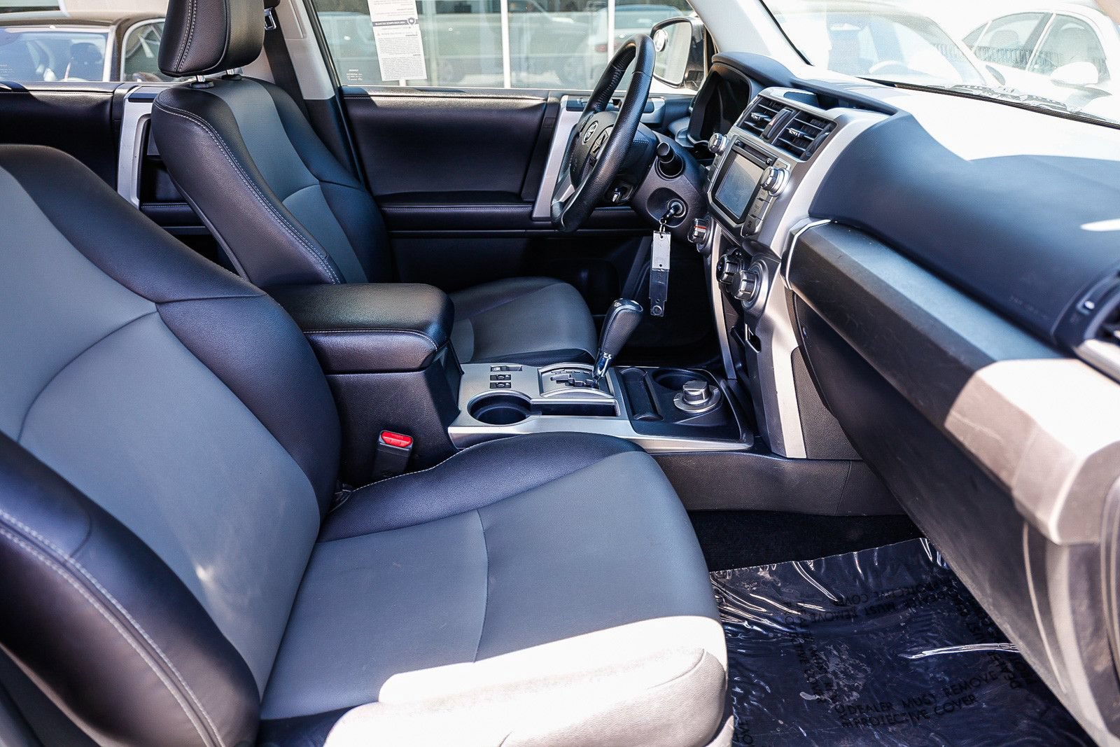 Used 2018 Toyota 4Runner SR5 Premium AWD/4WD image 17