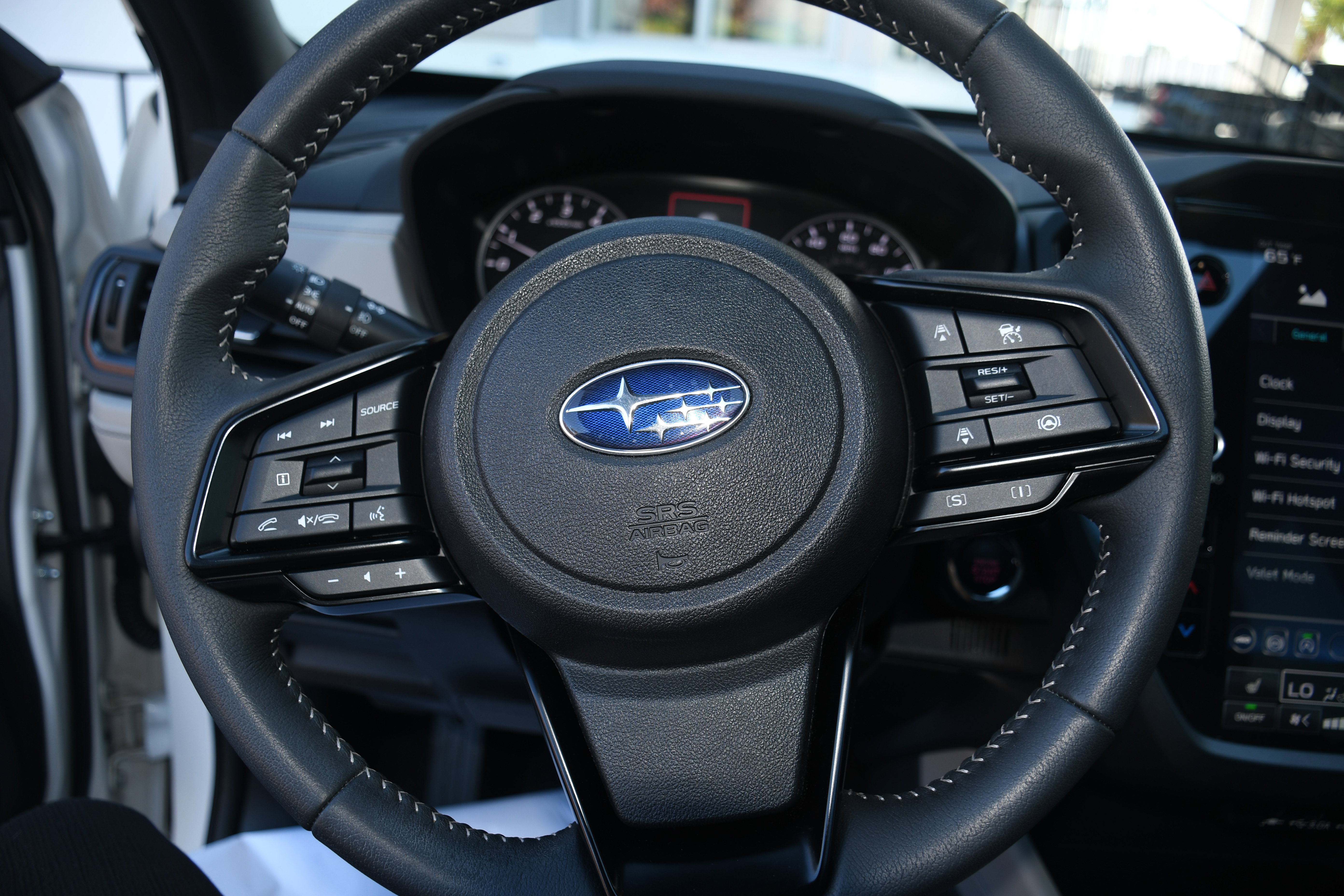 Used 2025 Subaru Forester Premium w/ Convenience Package #1 image 13