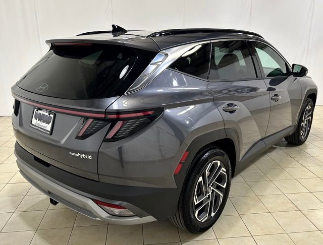 Used 2025 Hyundai Tucson Limited AWD/4WD image 5