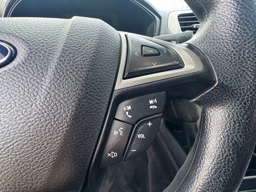 Used 2018 Ford Fusion SE FWD image 23