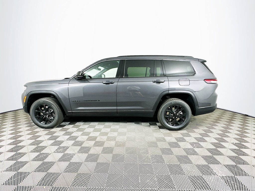 New 2026 Jeep Grand Cherokee L 4WD image 6