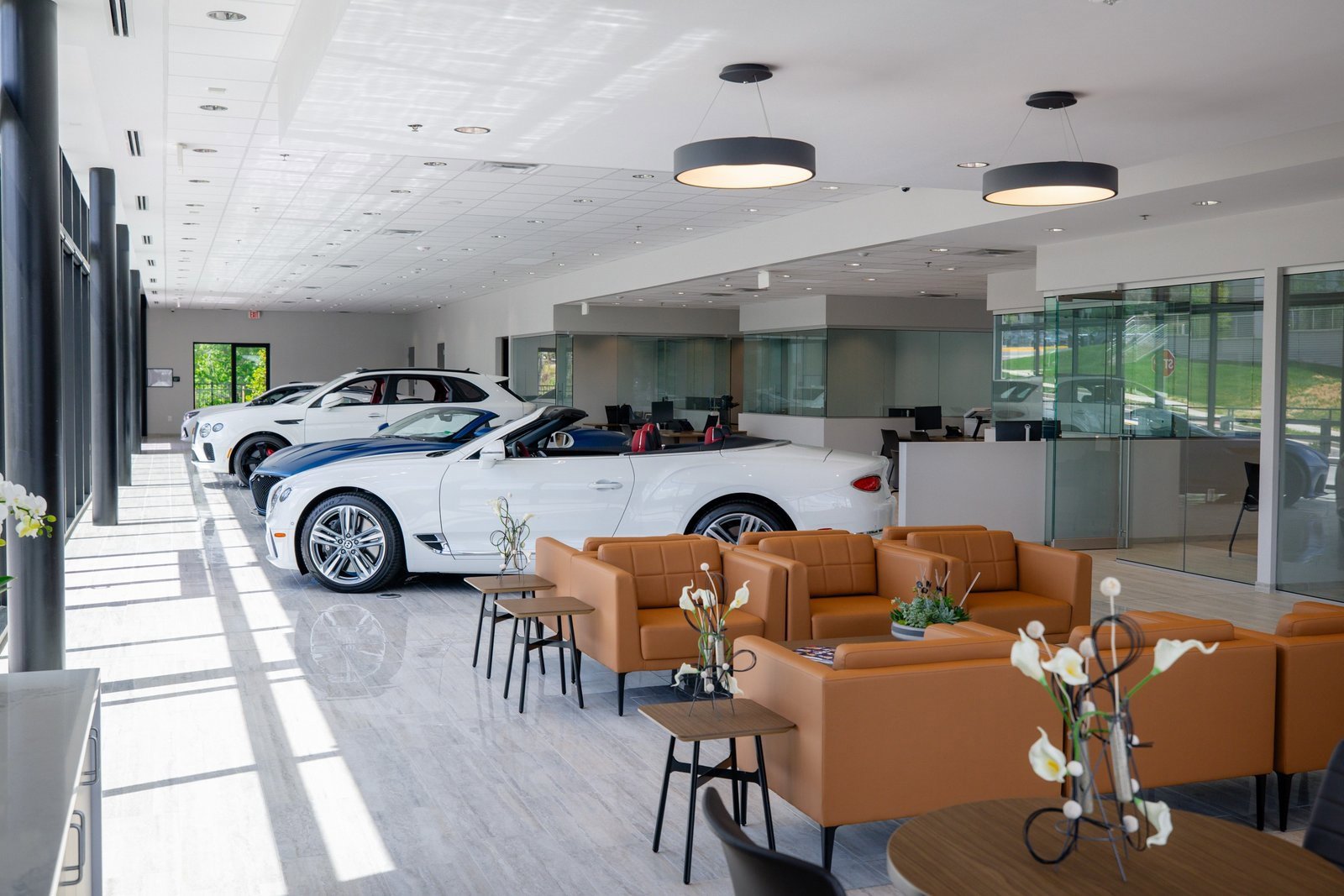 Used 2022 Audi e-tron Premium Plus w/ Premium Plus Package image 13