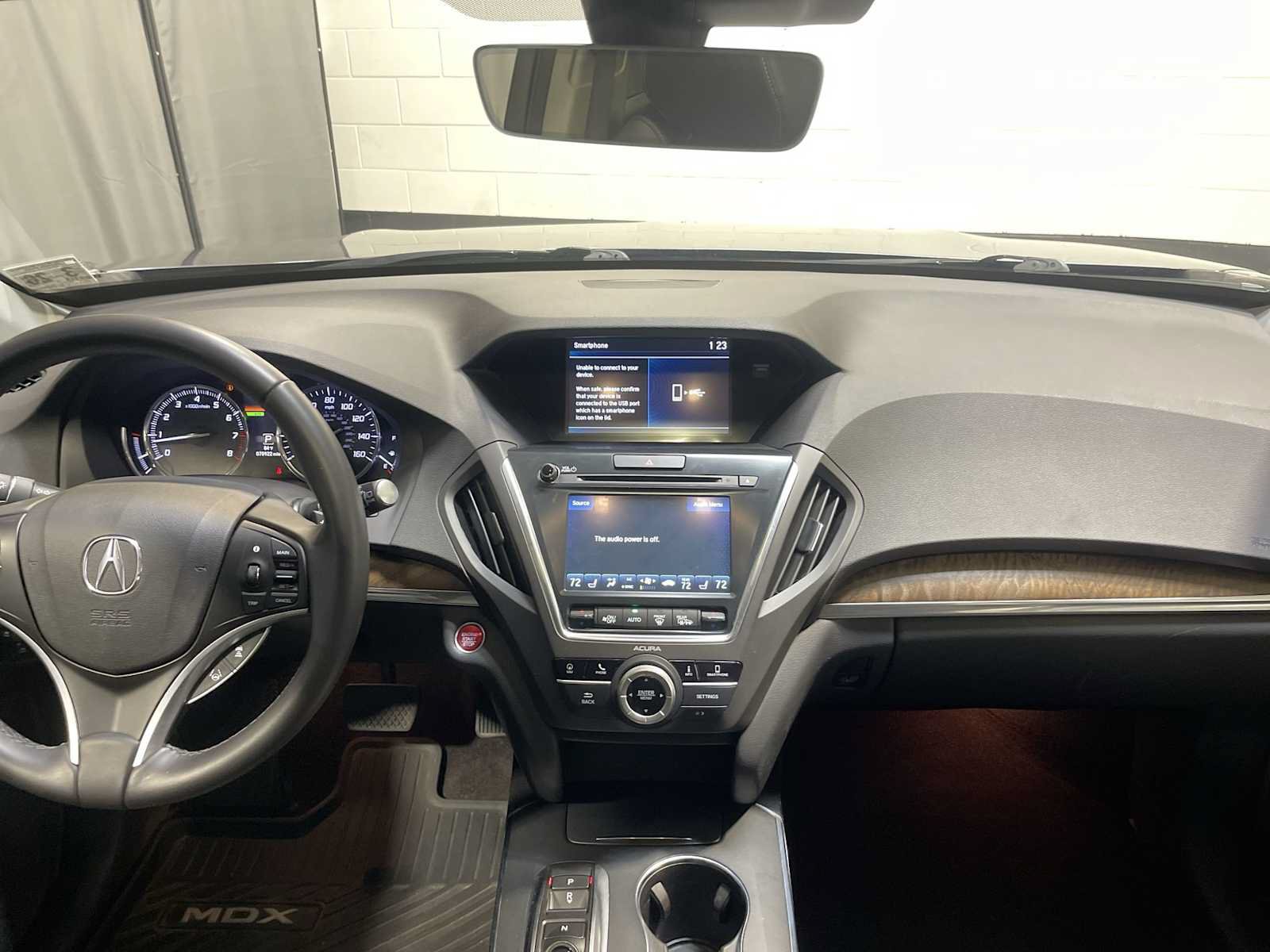 Used 2020 Acura MDX w/ Technology Package AWD/4WD image 10