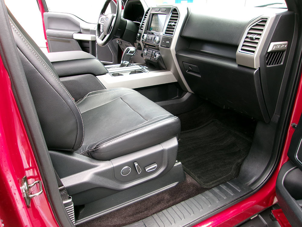 Used 2016 Ford F150 Lariat w/ Equipment Group 502A Luxury AWD/4WD image 12