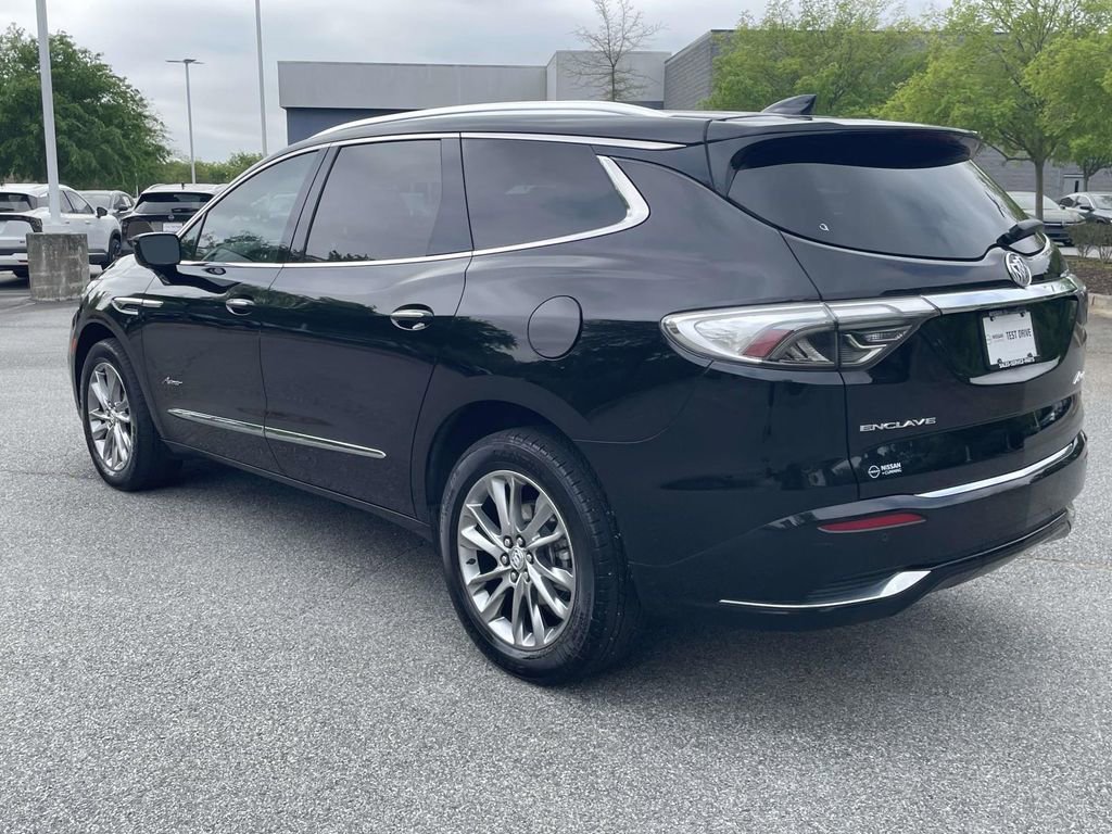 Used 2023 Buick Enclave Avenir w/ Avenir Technology Package FWD image 3