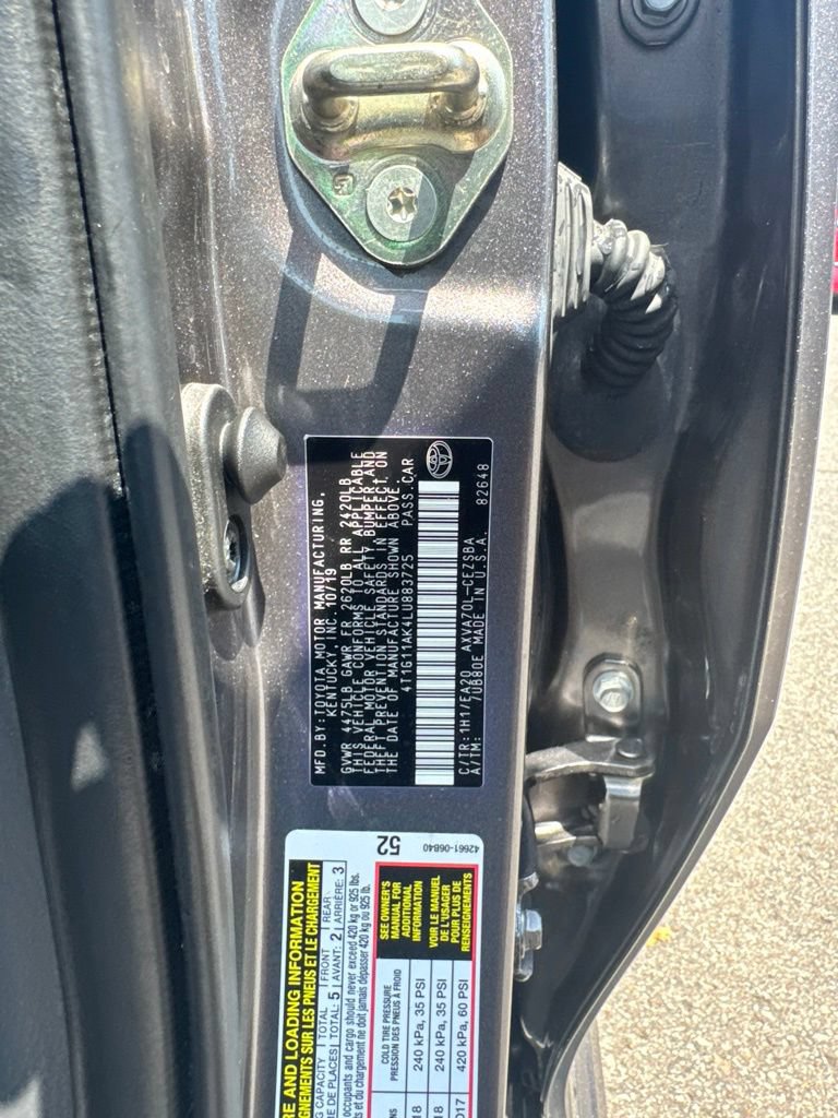Used 2020 Toyota Camry SE FWD image 35