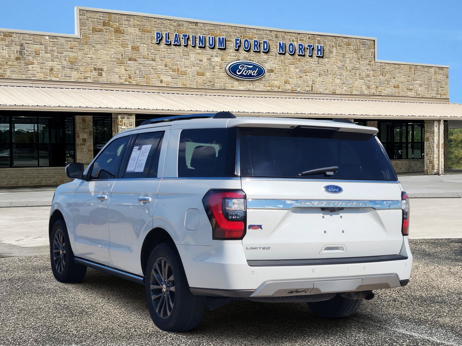 Used 2020 Ford Expedition Limited AWD/4WD image 4