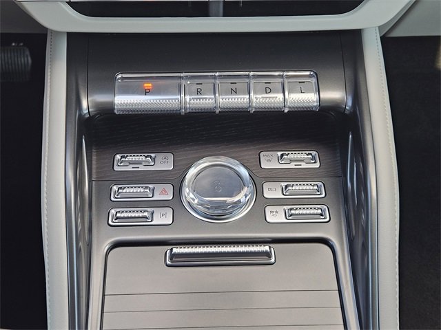 New 2026 Lincoln Nautilus Reserve image 18