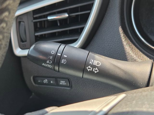 Used 2016 Nissan Rogue SL w/ SL Premium Package FWD image 41