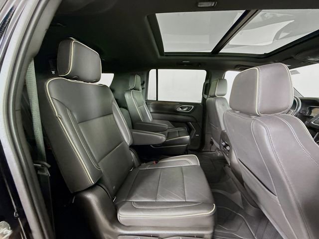 Used 2021 Chevrolet Suburban Premier w/ Premium Package image 30
