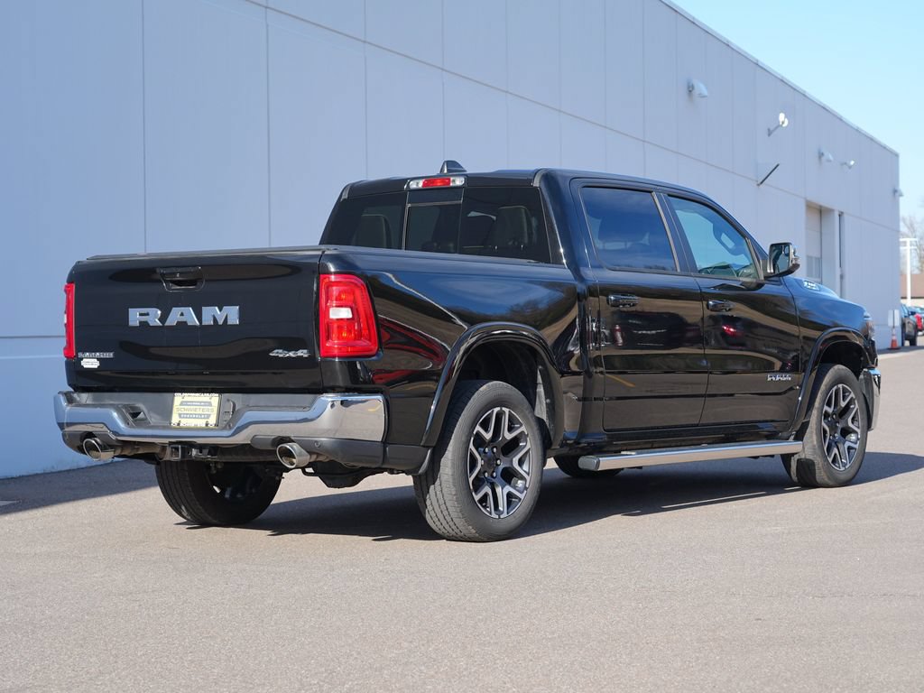 Used 2025 RAM 1500 Laramie AWD/4WD image 3