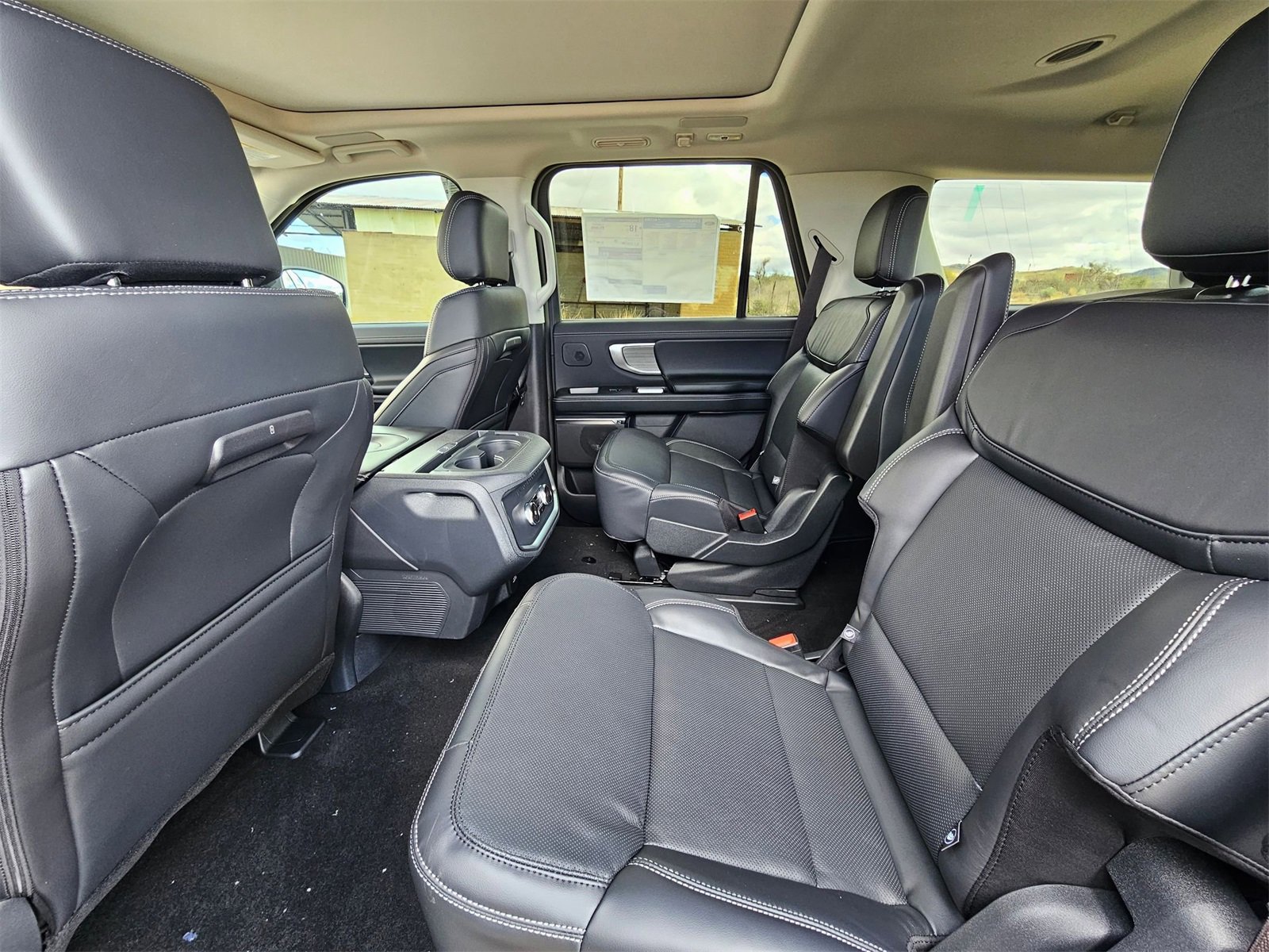 New 2025 Ford Expedition Platinum w/ Driver's Package image 20