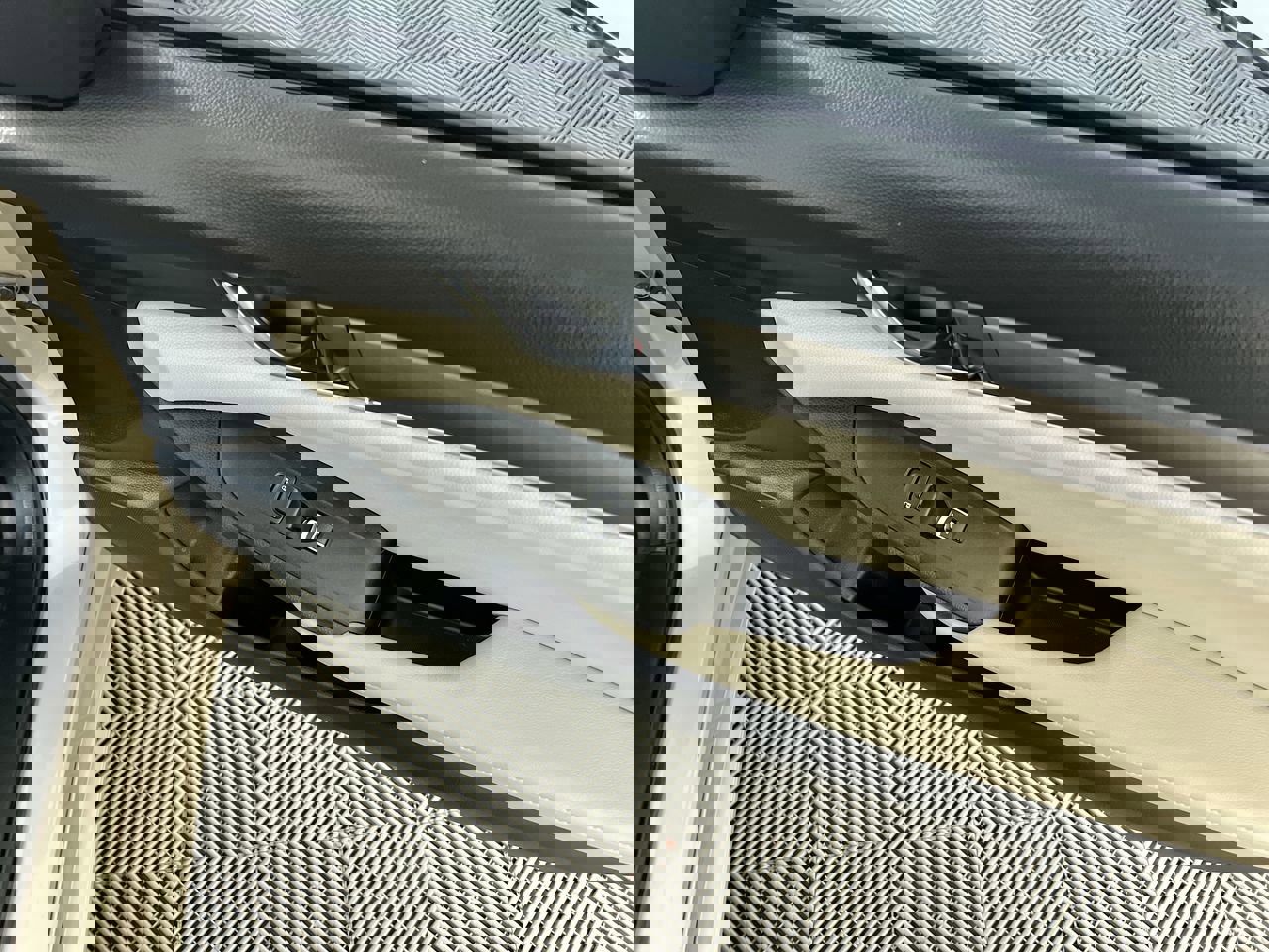 Used 2018 Honda Accord LX image 29