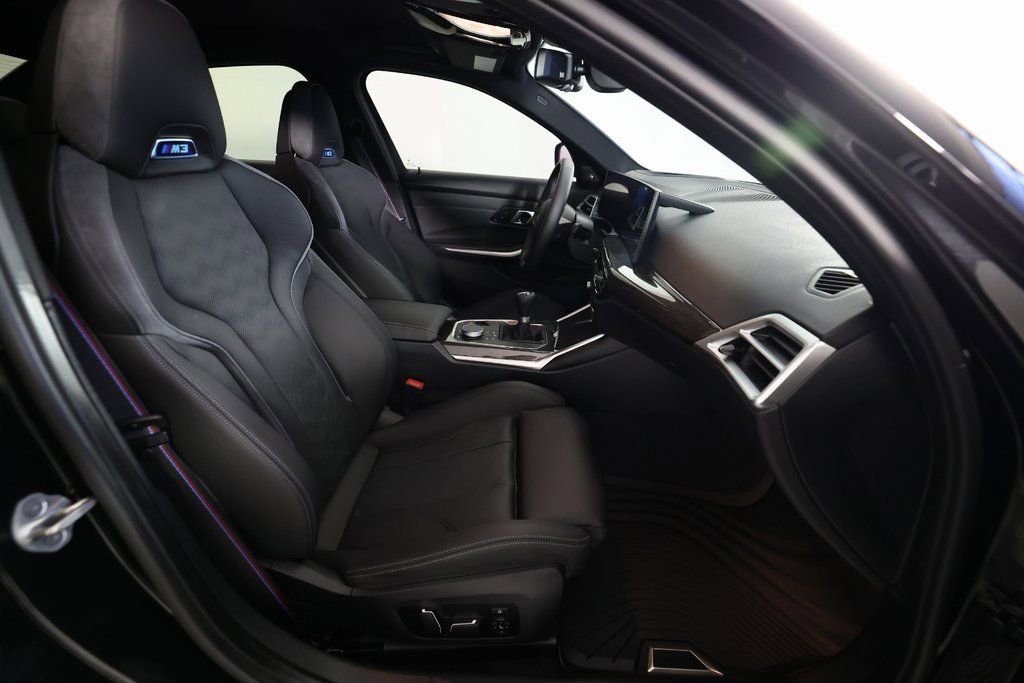 Used 2025 BMW M3 Base w/ Executive Package image 10