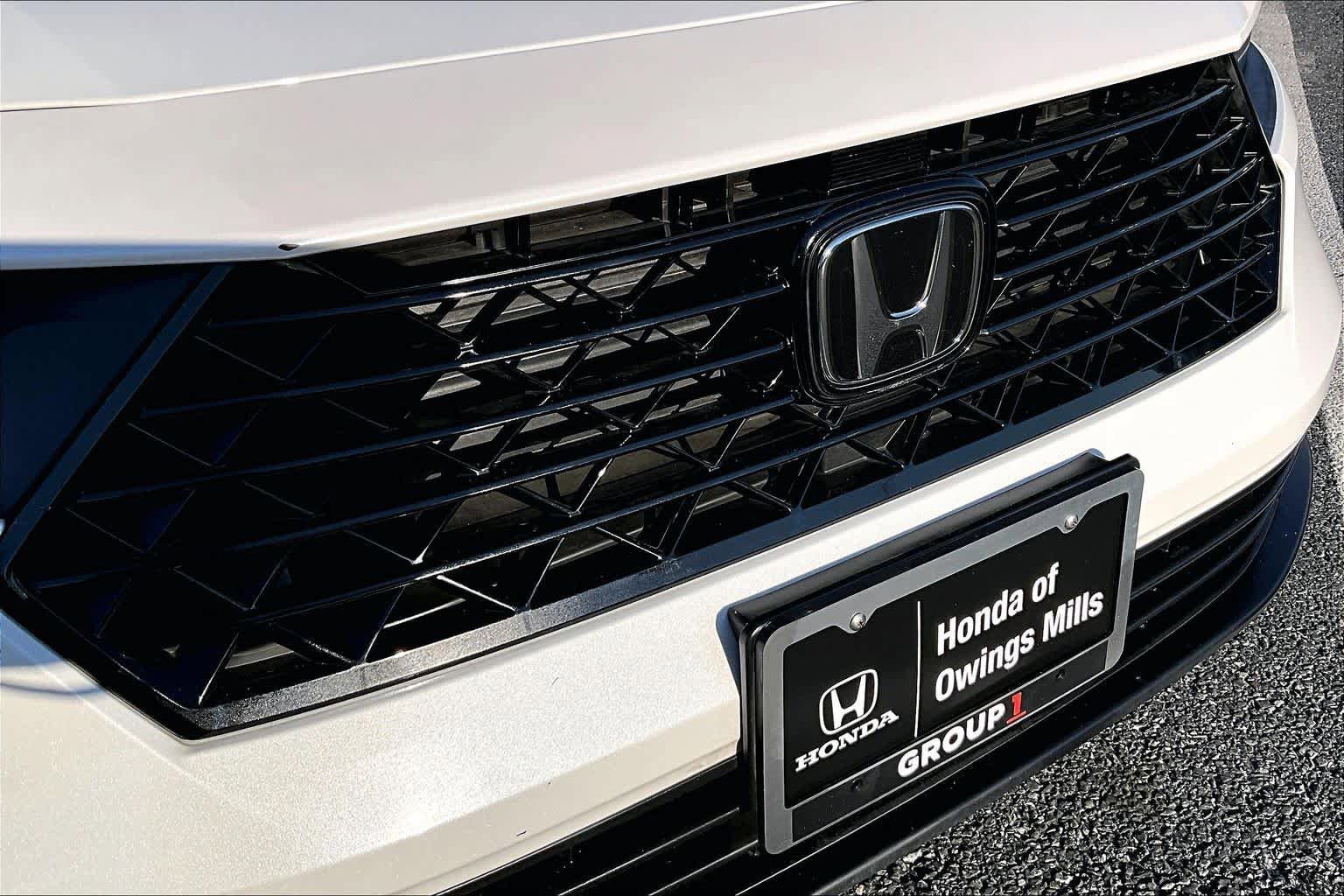 Used 2025 Honda Accord Sport image 30