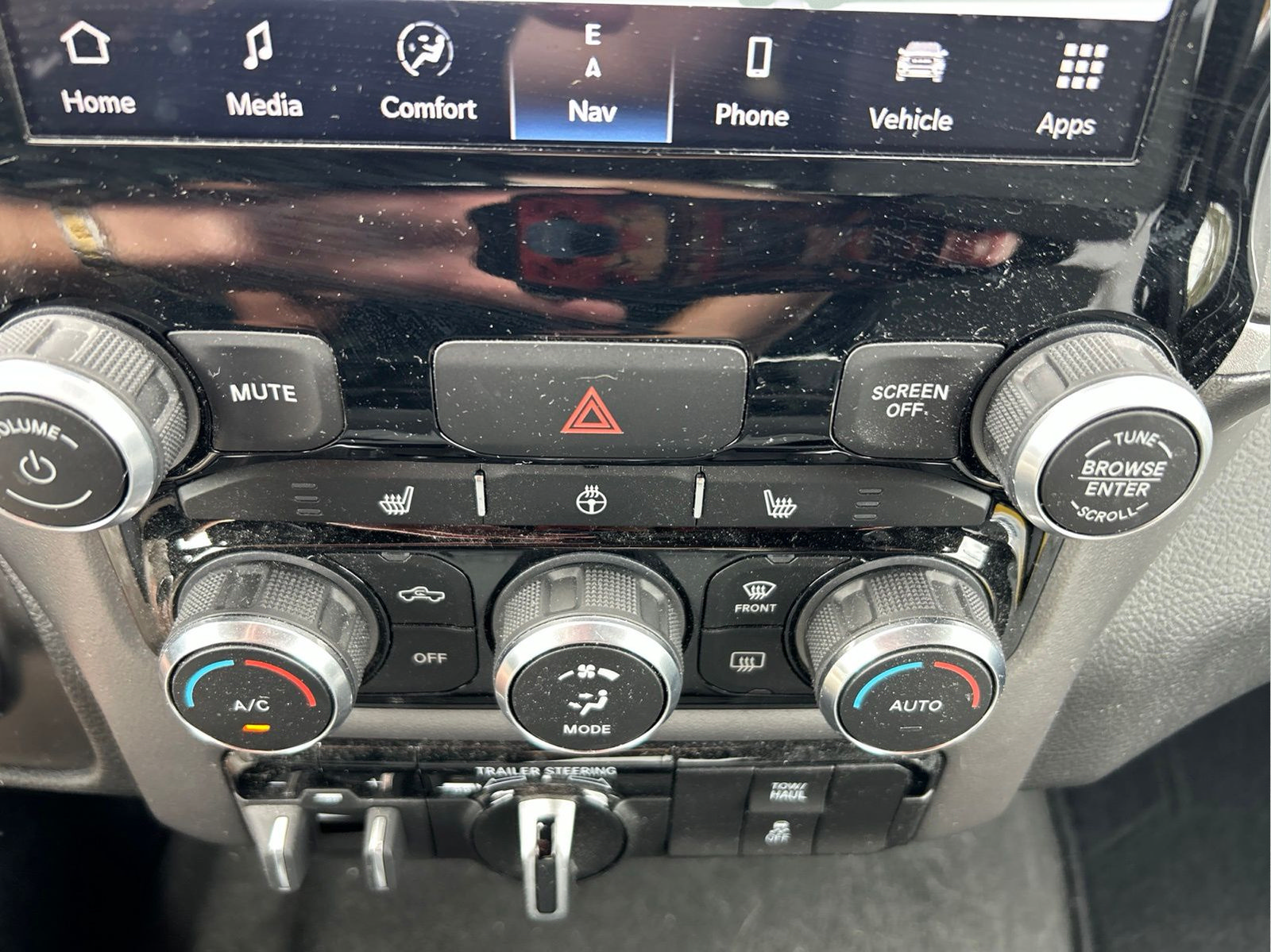 Certified 2023 RAM 1500 Big Horn w/ Trailer Tow Group AWD/4WD image 31