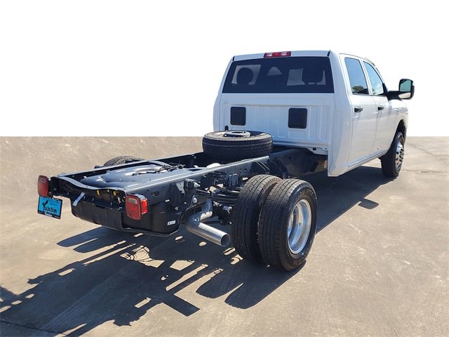 New 2026 RAM 3500 Tradesman w/ Chrome Appearance Group image 4