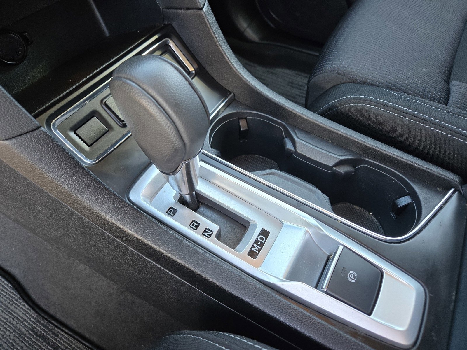 Used 2024 Subaru Ascent Premium w/ Convenience Package image 21