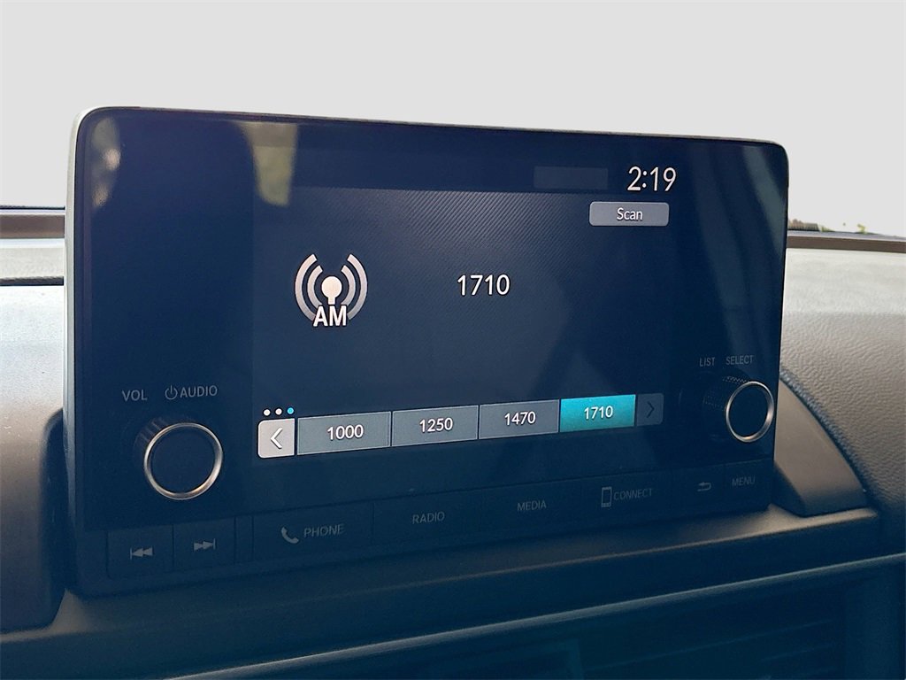 Used 2024 Honda Pilot Sport image 14