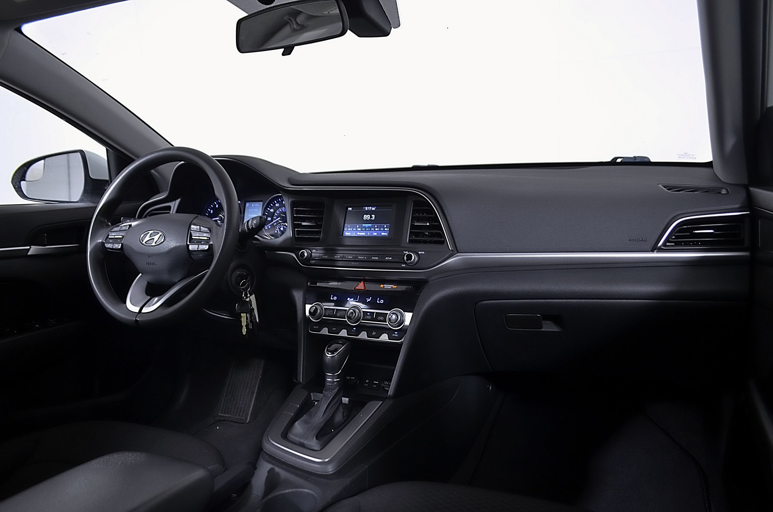 Used 2020 Hyundai Elantra SE w/ Cargo Package (C1) FWD image 22