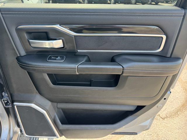 Used 2022 RAM 2500 Laramie AWD/4WD image 16