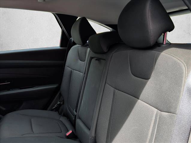 Used 2025 Hyundai Tucson SE FWD image 18