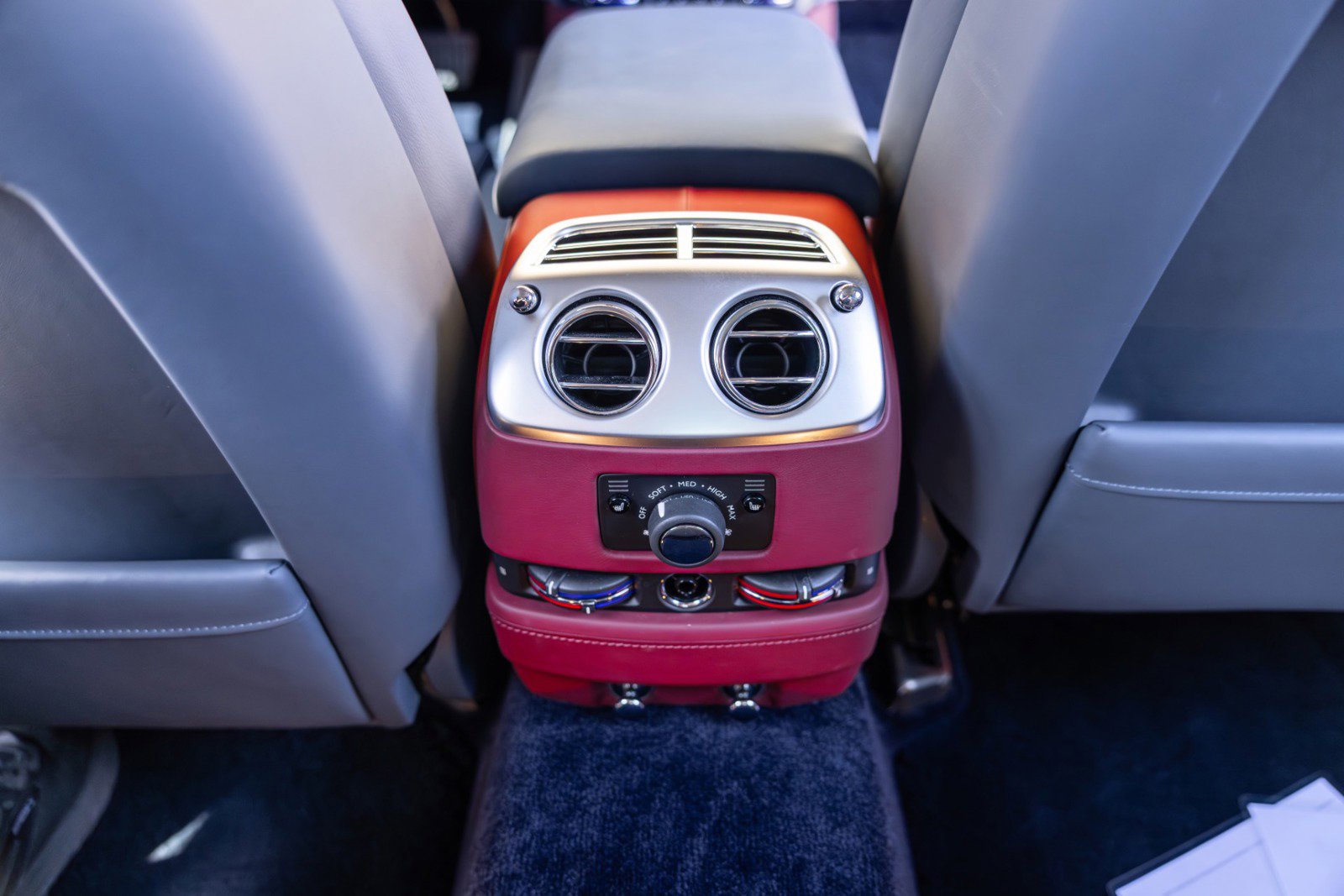 Used 2017 Rolls-Royce Ghost image 49