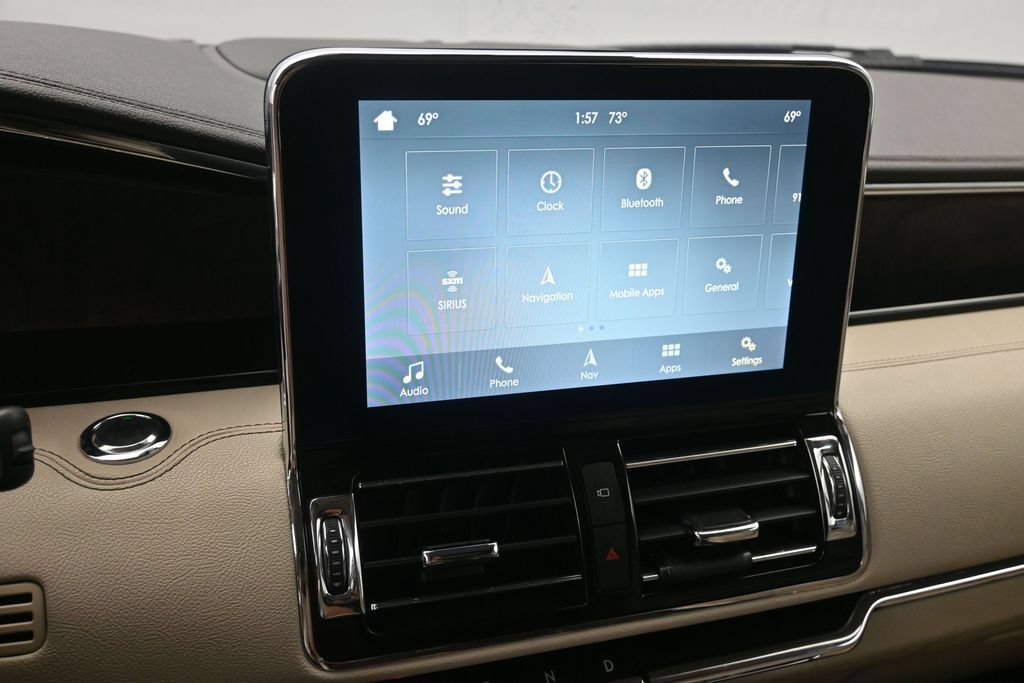 Used 2019 Lincoln Navigator Reserve AWD/4WD image 15
