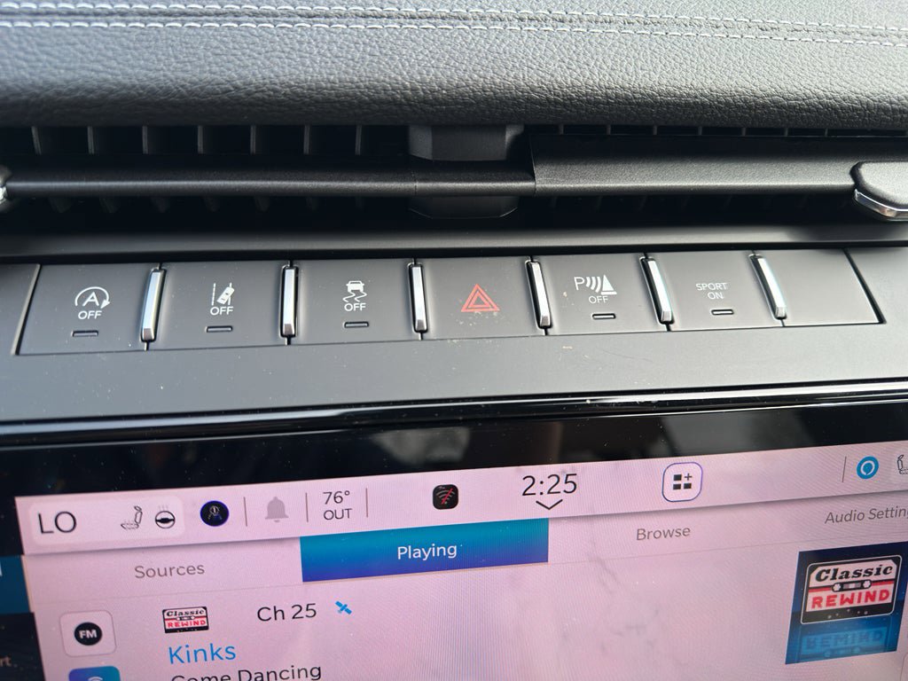 New 2026 Jeep Grand Cherokee L Limited RWD image 15