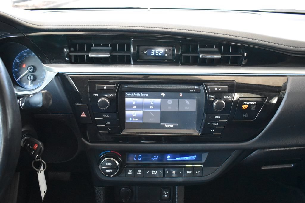 Used 2016 Toyota Corolla S FWD image 17