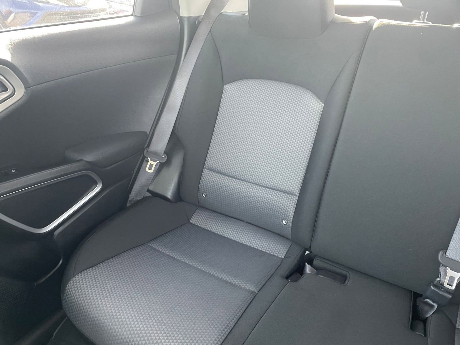 Used 2025 Kia Soul LX w/ LX Technology Package FWD image 37
