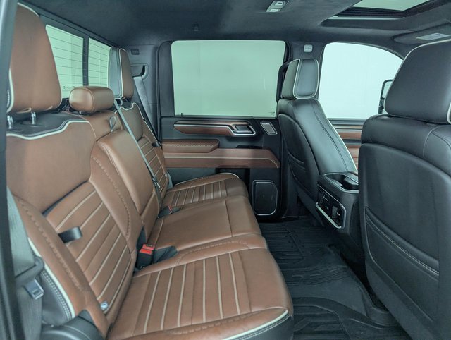 Used 2025 GMC Sierra 2500 Denali Ultimate image 19