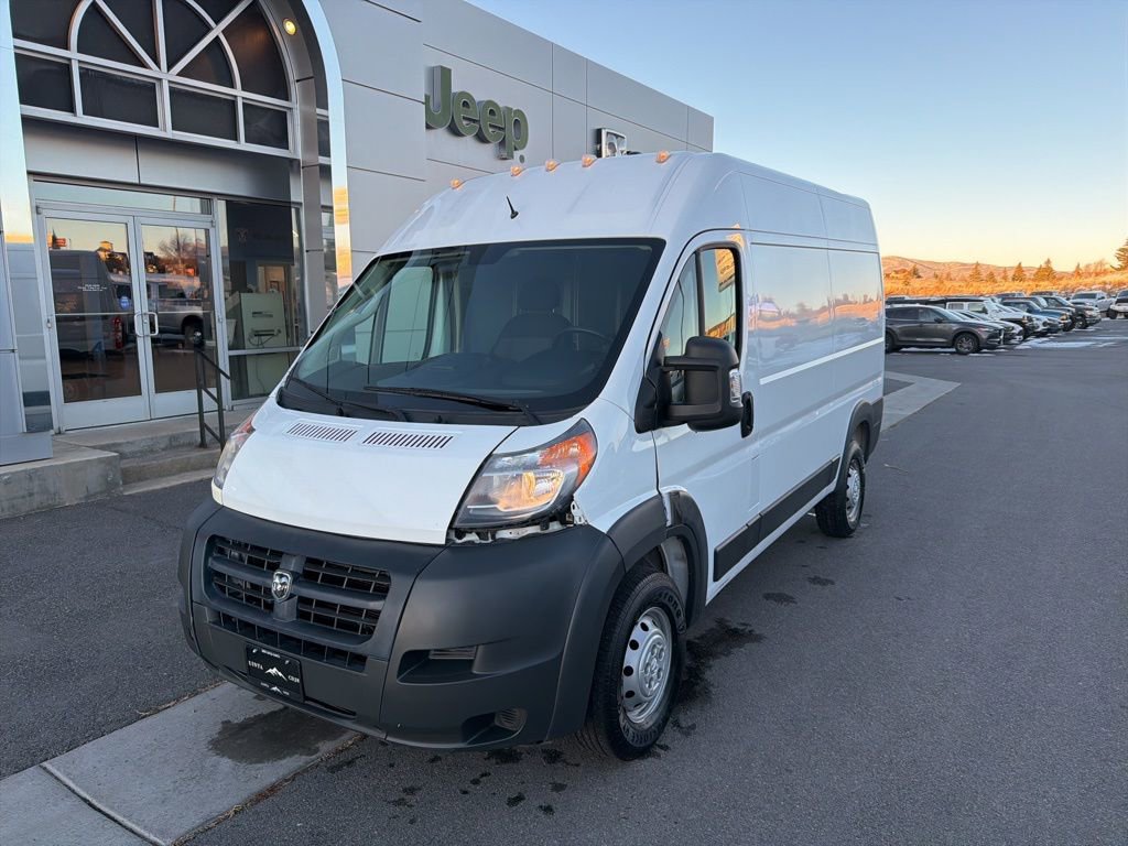 Used 2018 RAM ProMaster 2500 FWD image 1