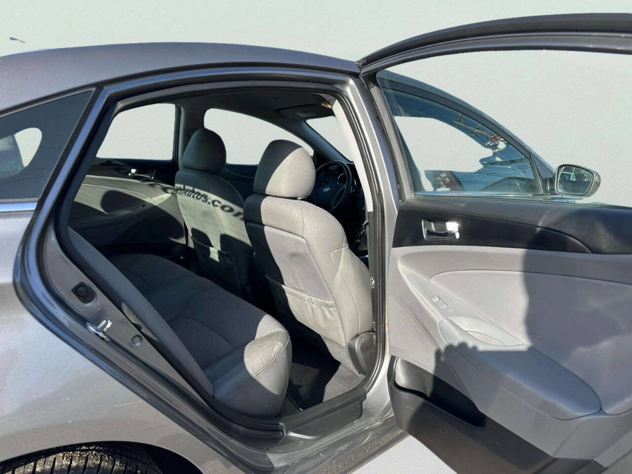 Used 2012 Hyundai Sonata SE image 19