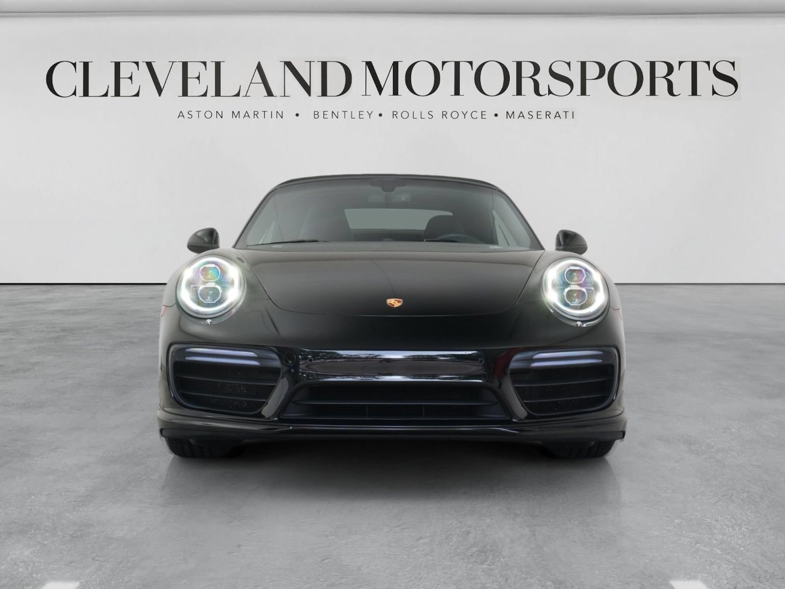 Used 2018 Porsche 911 Turbo AWD/4WD image 38