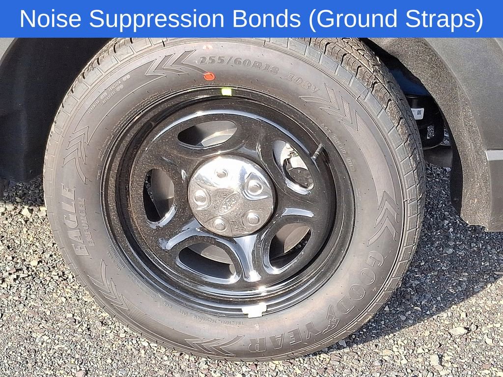 New 2025 Ford Explorer Base image 5