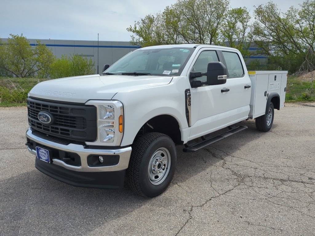 New 2026 Ford F350 XL w/ XL Chrome Package AWD/4WD image 4