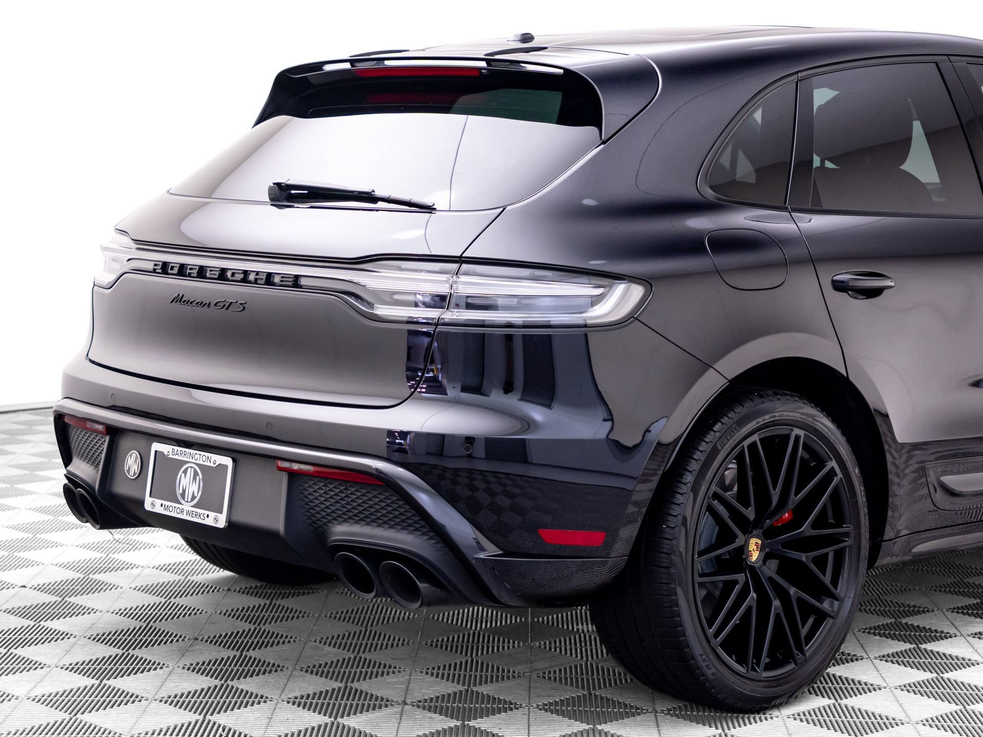 Certified 2023 Porsche Macan GTS AWD/4WD image 35