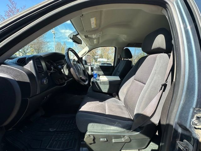 Used 2009 GMC Sierra 2500 W/T AWD/4WD image 8