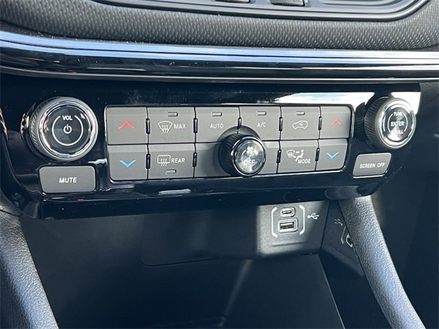 New 2026 Jeep Compass Limited image 23