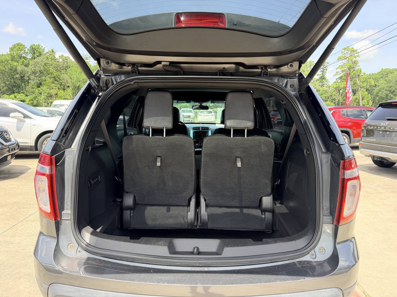 Used 2015 Ford Explorer Limited w/ Equipment Group 301A FWD image 17