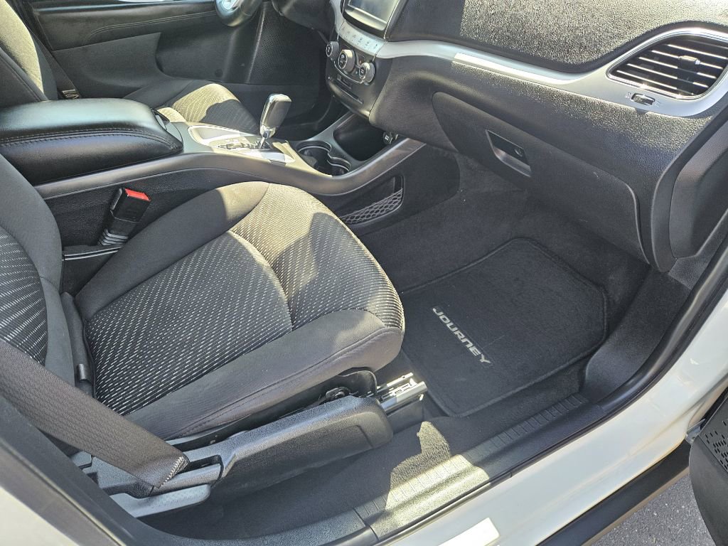 Used 2013 Dodge Journey SXT w/ Popular Equipment Group AWD/4WD image 11