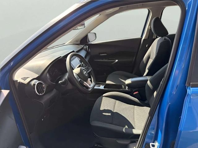Used 2023 Nissan Kicks SV FWD image 8