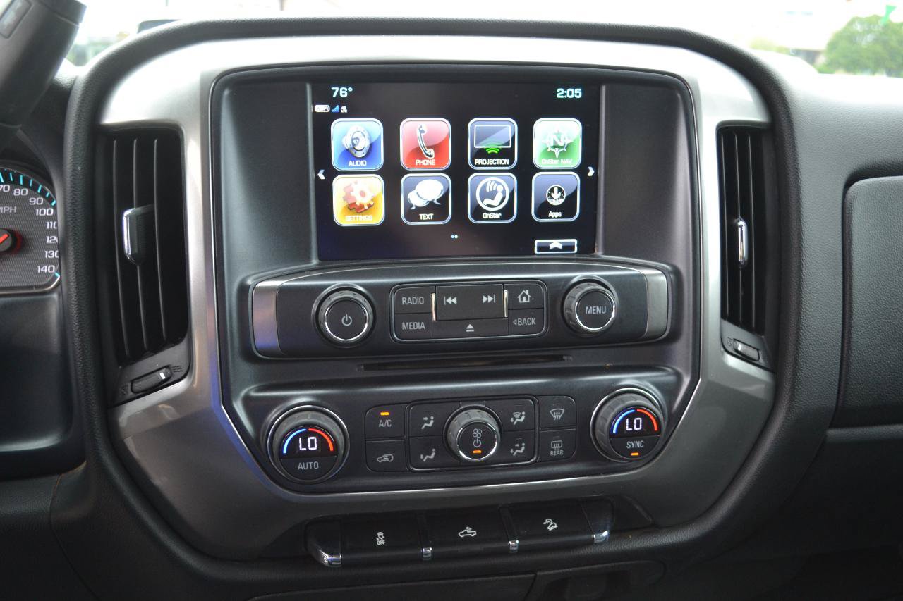 Used 2018 Chevrolet Silverado 1500 LT w/ Texas Edition AWD/4WD image 18