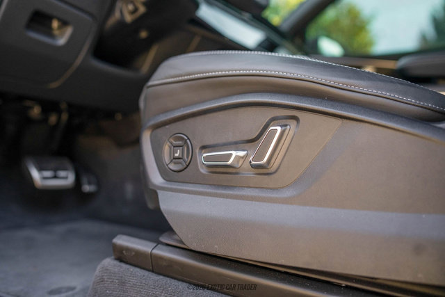 Used 2023 Audi RS Q8 image 21