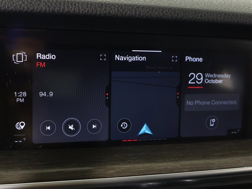 Used 2022 Alfa Romeo Stelvio Ti image 46