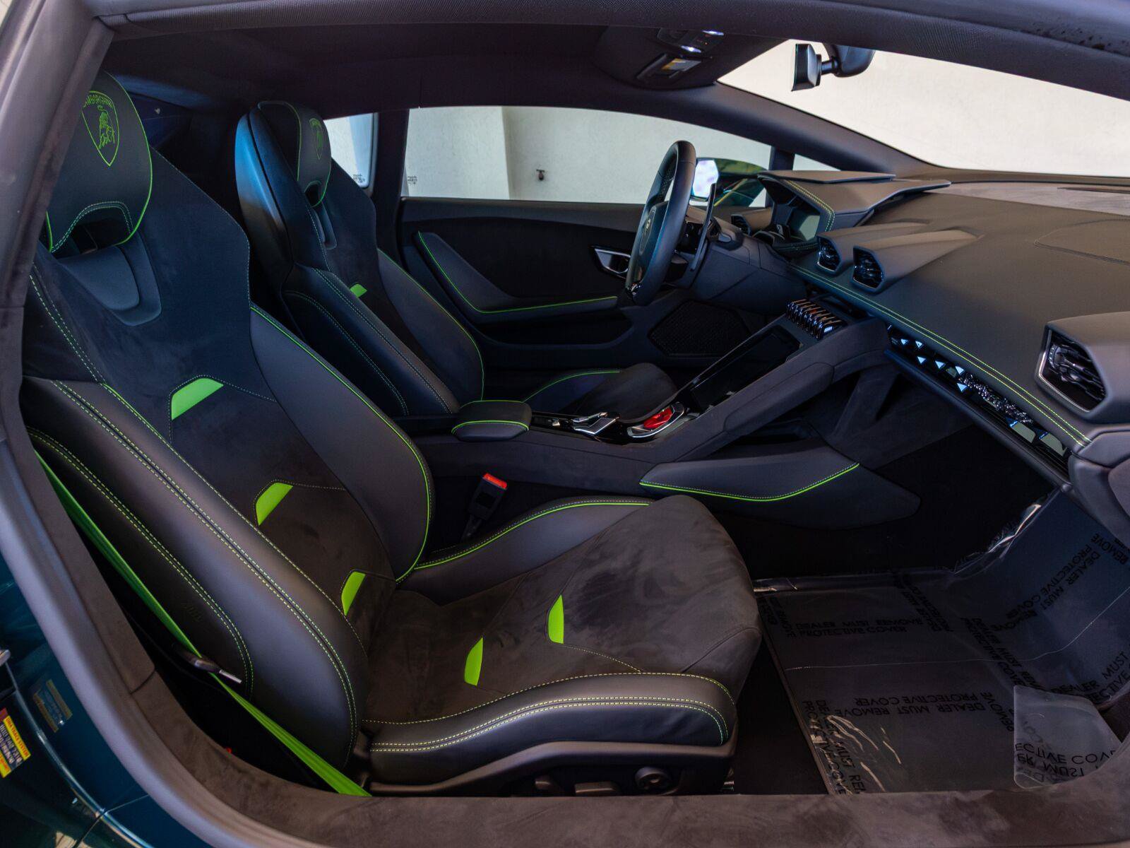Used 2023 Lamborghini Huracan Tecnica RWD image 49