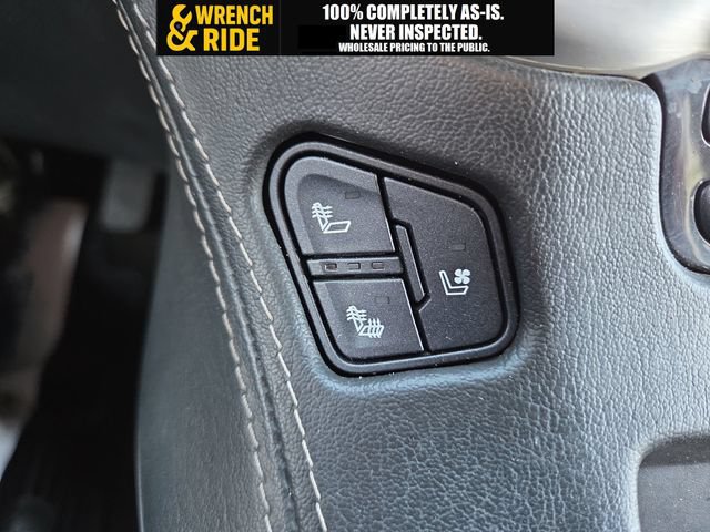 Used 2017 GMC Yukon XL SLT AWD/4WD image 7