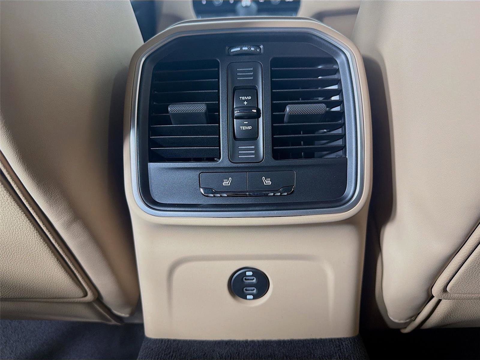 New 2026 Porsche Macan Turbo image 21